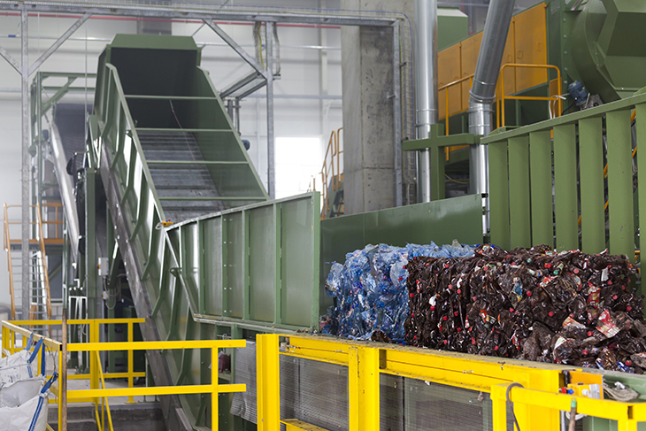 Baled material (PET bottles) feeding point in GREENTECH