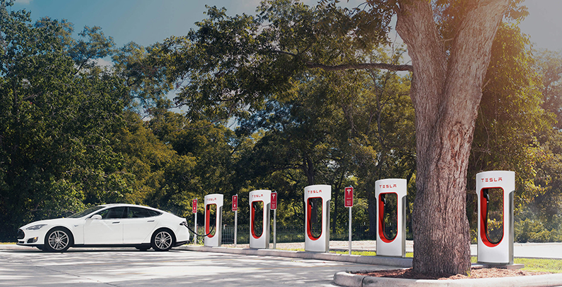Novi Tesla punjač puniće automobil za samo nekoliko sekundi