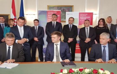 Hrvatska vlada potpisala ugovore za projekte za upravljanje vodama u Slavoniji