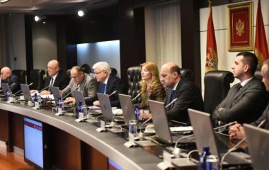 Vlada Crne Gore obezbedila novac za otkup akcija A2A u EPCG