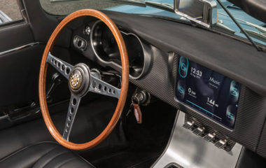 Saradnja-Jaguara-i-Rimca-za-kraljevsko-vencanje