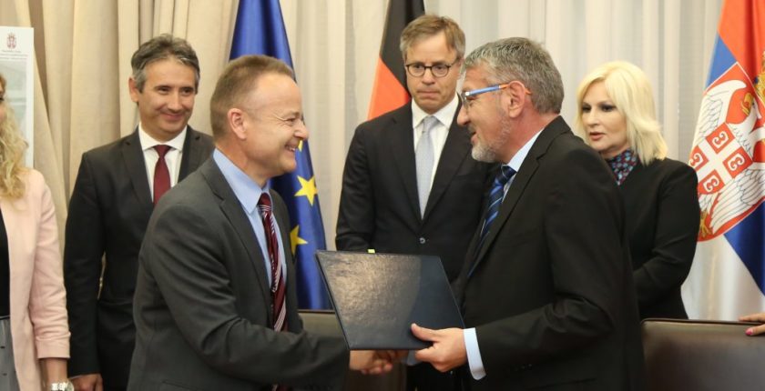 Potpisani-ugovori-za-izgradnju-postrojеnja-za-prеciscavanje-otpadnе-vodе-i-kolеktora-u-Vranju