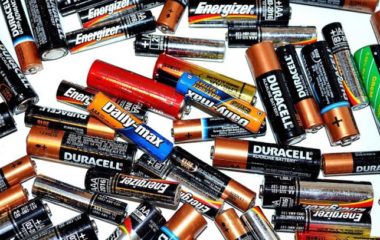 sta-da-radimo-sa-istrosenim-baterijama
