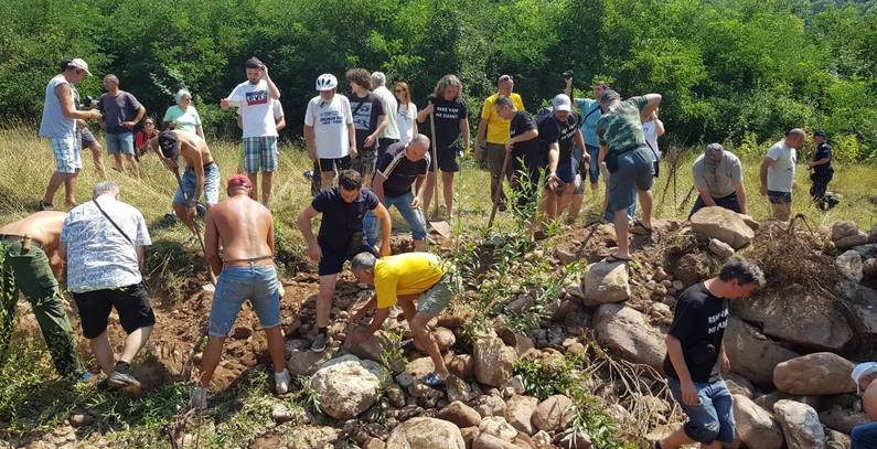 Inicijativa-Odbranimo-reke-Stare-planine-organizuje-protest-u-Pirotu-protiv-gradnje-MHE