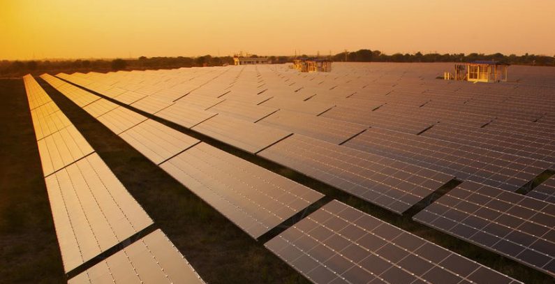 Potpisan ugovor za izgradnju solarne elektrane od 250 MW