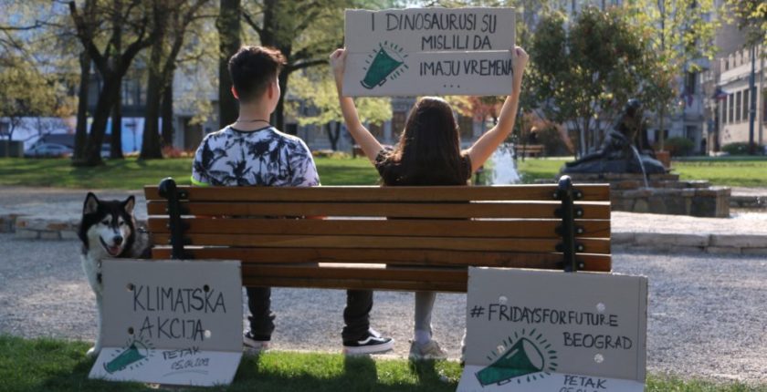 Protesti-djaka-protiv-klimatskih-promena-petak