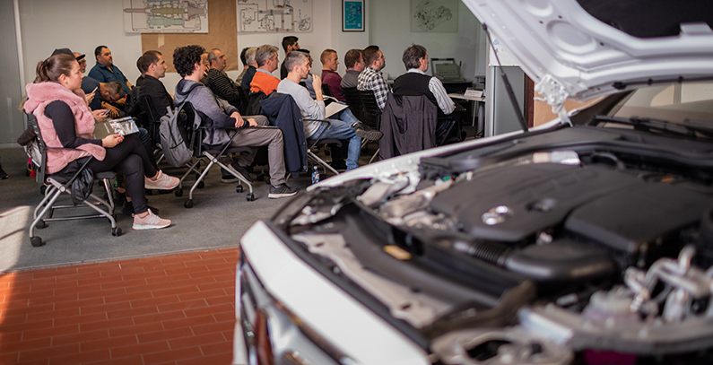 Mercedes-Benz-plug-in-hibrid-e-klasa