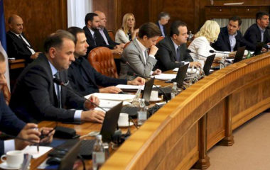 Od-2020-nizi-porez-za-hibridna-vozila