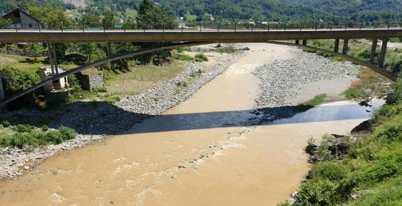 Aktivisti da UNESCO na ekocid reke Tare