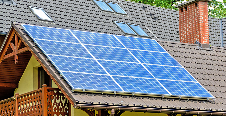 Solarni-bum-Slovenija-instalirano-2500-solarnih-elektrana-2019.