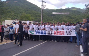 Mestani i aktivisti sprecili pocetak gradnje dve MHE na reci Neretvici