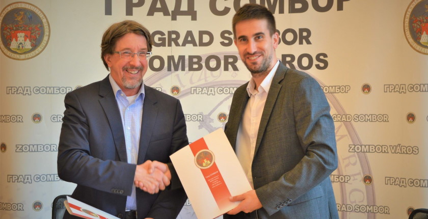 Kineski CMC solarnu elektranu 100 MW Somboru Sombor