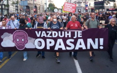 Protest za bezopasan vazduh 2 narod protiv trovaca