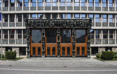 Slovenija Zakon o snabdevanju elektricnom energijom s dve godine zakasnjenja