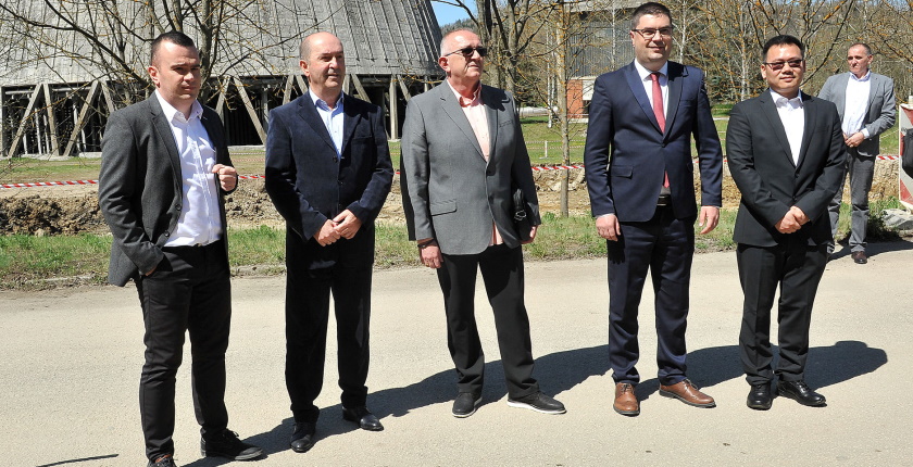 EPCG zapocela ekolosku rekonstrukciju TE Pljevlja pocetak radova