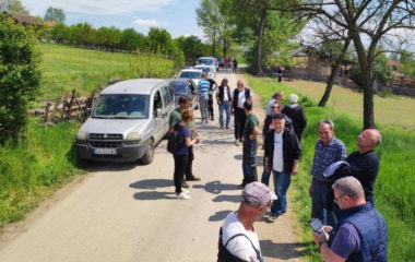 Mestani Lukavca blokirali istrazne radove Eurolitijuma, za sutra najavljen skup kod Valjeva