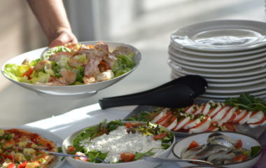 Vodic za hotele i njihove goste saveti da se smanji bacanje hrane prirucnik