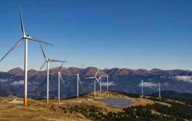 Grcka medu najatraktivnijim svetskim trzistima za zelenu energiju RECAI