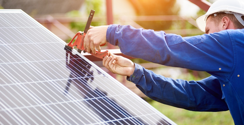 Ucenici srednjih skola u Turskoj proizvode solarne panele kao doprinos oporavku od zemljotresa