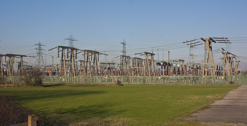 Schneider-Electric-ugovor-140-miliona-evra-Srbiji-elektrodistributivne-mreze.