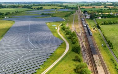 Trasa dekarbonizacije francuske železnice na hiljadu hektara solarnih panela