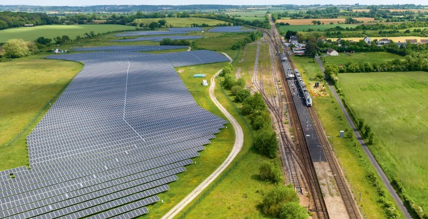 Trasa dekarbonizacije francuske železnice na hiljadu hektara solarnih panela