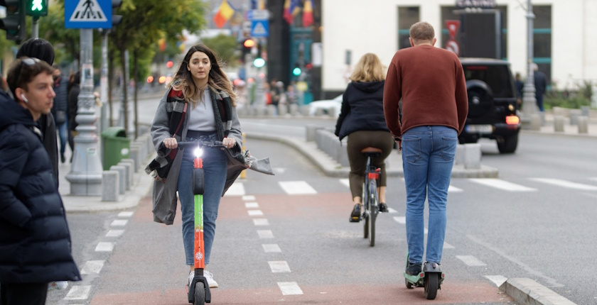 Parizani izglasali zabranu iznajmljivanja elektricnih trotineta