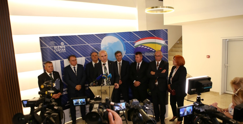 tesanj sajam suad huskic fotonaponske elektrane