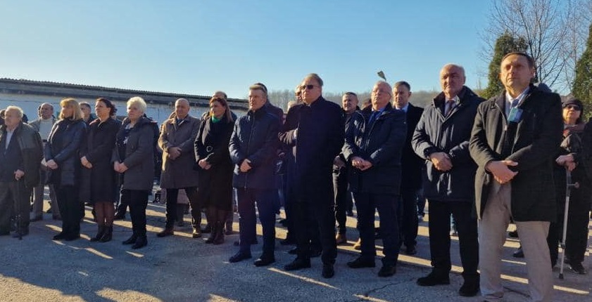 tuzla blok 7 nermin niksic