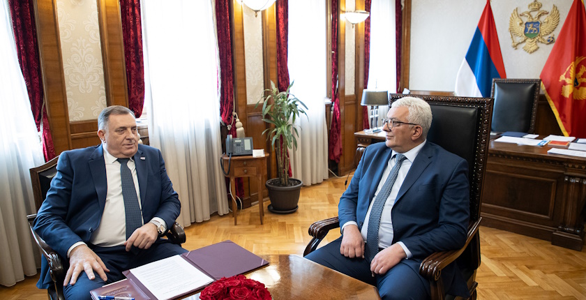 dodik mandic buk bijela