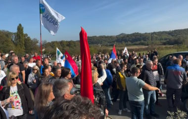 Blokadom puteva obnovljeni protesti protiv rudarenja litijuma