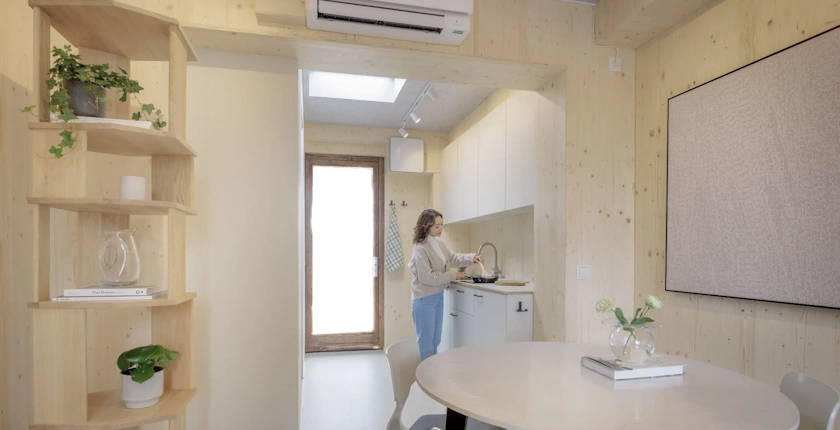 Kuca napravljena od vetroturbine unutrasnjost