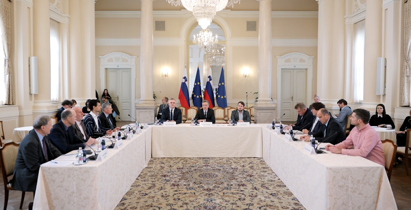 Foto: Vlada Slovenije/Daniel Novakovič/STA