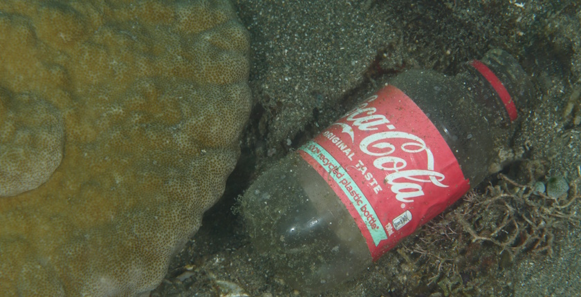 Coca-Cola proizvodi sve više plastike