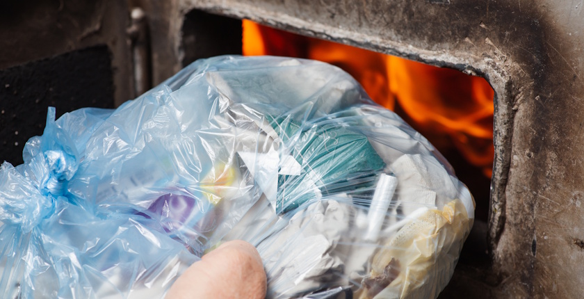 Plastika kao energent, skrivena praksa u siromašnim domacinstvima