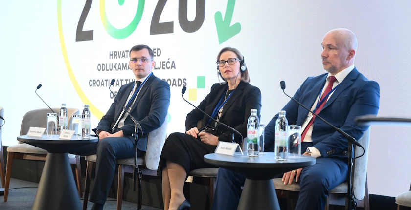 croatia jutarnji list conference Zsuzsanna Ortutay ina mol rafinery rijeka pancevo