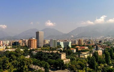 tirana albanija energetska zajednica letnja skola