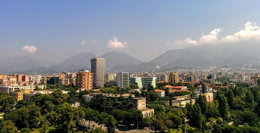 tirana albanija energetska zajednica letnja skola