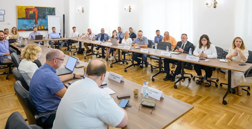 hrvatska baterije regualtorni okvir hgk okrugli sto