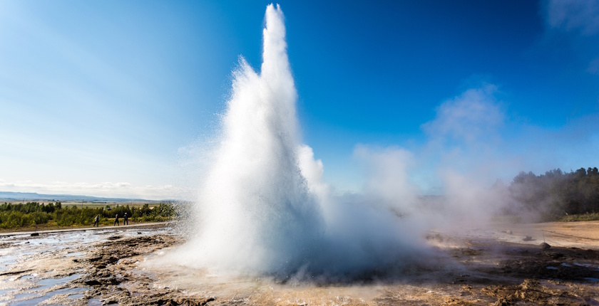 Iceland, geyser in eruption, Stokkur.