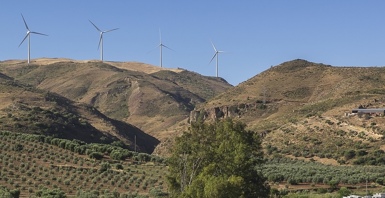 Evia wind farm investors given extension to pay for cable connection
