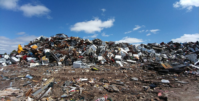 Albanian government grants waste management concession to Dutch company