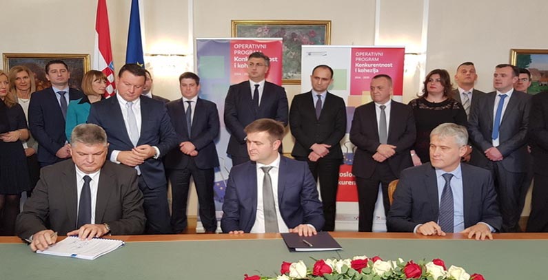 Contracts signed for water management projects in Croatia’s Slavonia region