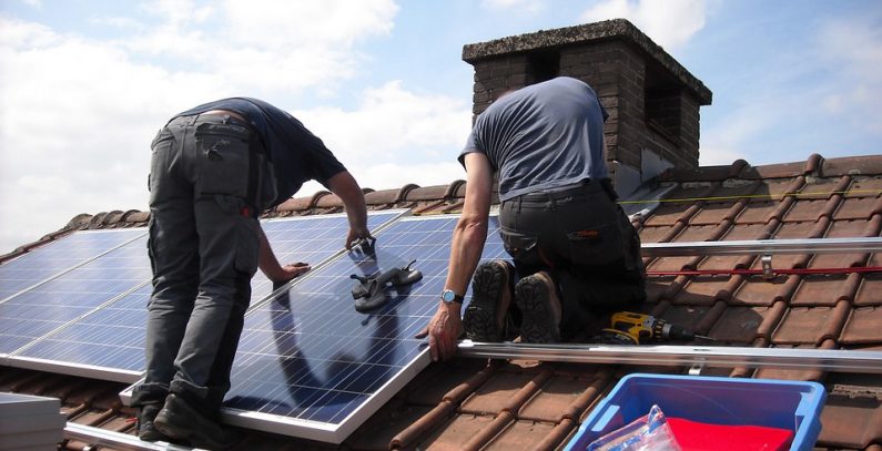 Romania moves to not tax prosumers feeding surplus energy into grid