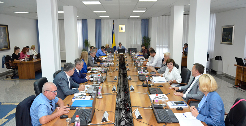 FBiH gov’t calls for preparing plan for accidental water pollution, adopting environmental law
