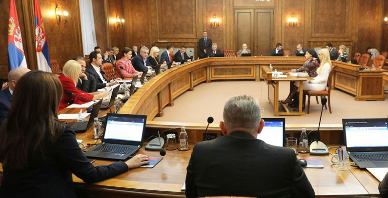 Serbia pushes back introduction of renewables auctions by a year, extends existing support decree