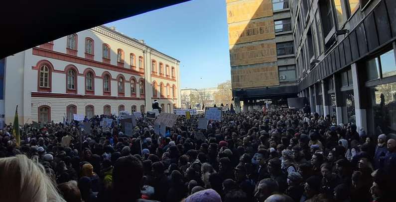 Thousands of protesters demand halt of SHPP construction from government, Serbian President