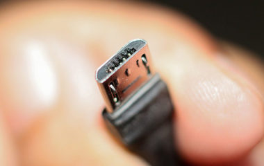 EU rule universal mobile charger standard