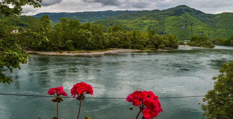 UNECE launches study, tool-kit for for sustainable renewable energy investments and deployment