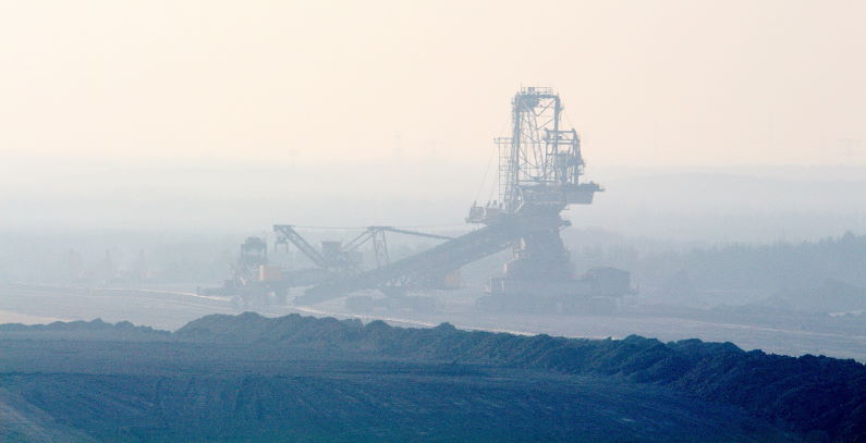 CE Oltenia suspending 13,000 workers as sales drop amid COVID-19